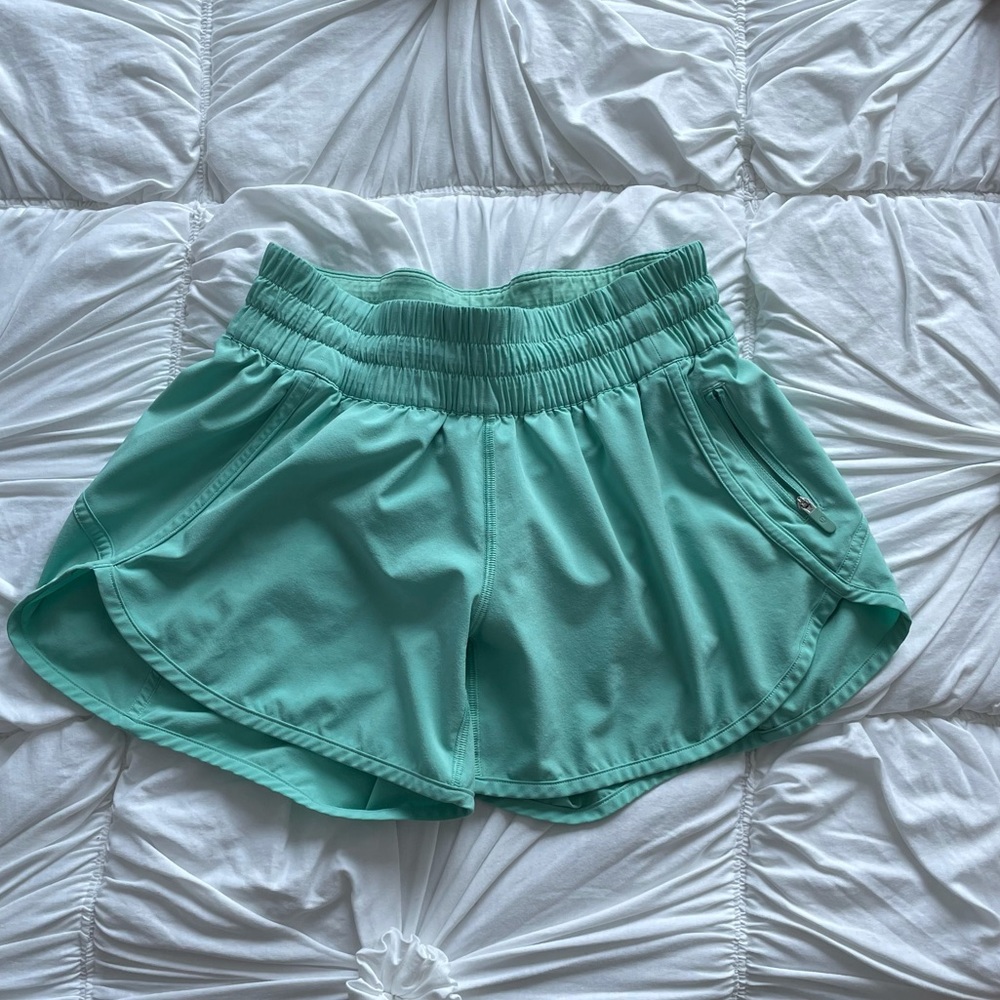Lululemon hotty hot shorts